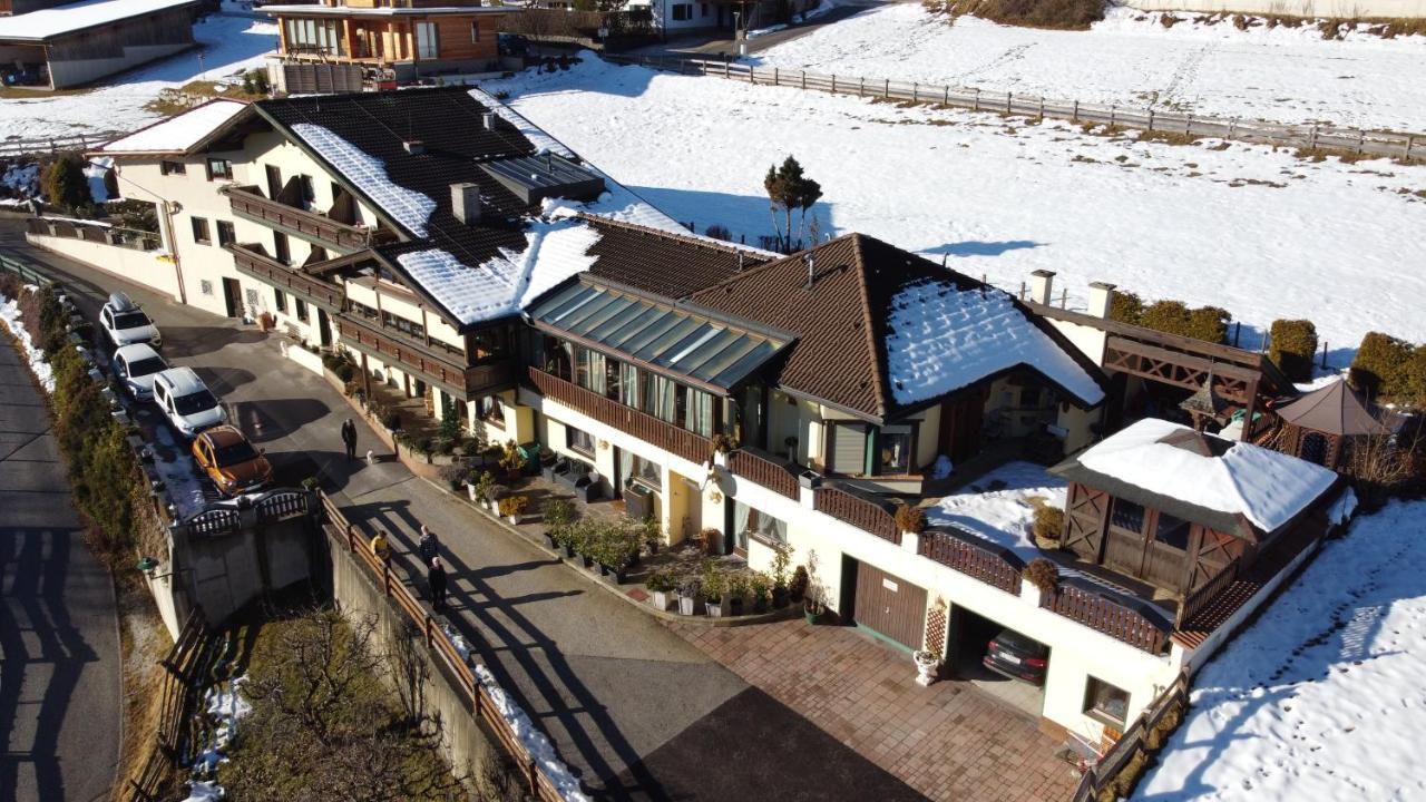 Landhaus Toechterle Apartman Telfes im Stubai Kültér fotó